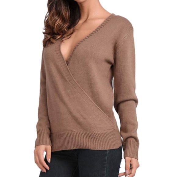 NWT Deep V-Neck Camel Tan Long Sleeve Sweater - Picture 2 of 3